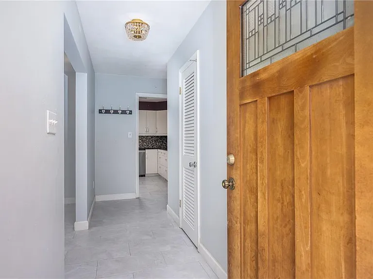 1421 NW 30th St — Photo 23