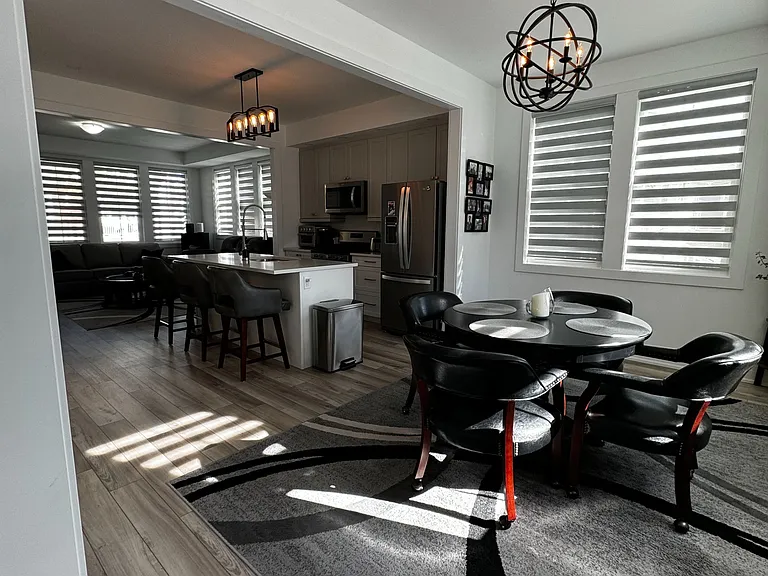 13 Julia Cres — Photo 4
