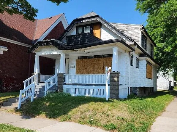 3247 North 8th STREET, Milwaukee, WI 53206