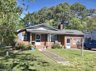 1221 Crescent Drive, Elizabeth City, NC 27909