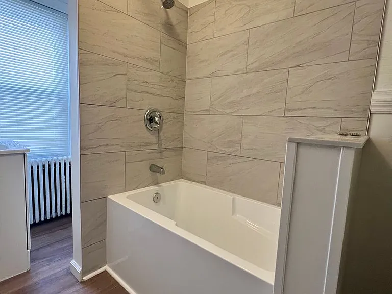 613 Walnut St — Photo 16