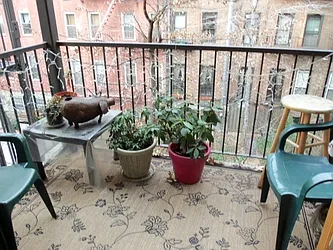 Rented by Picture Realty Inc.