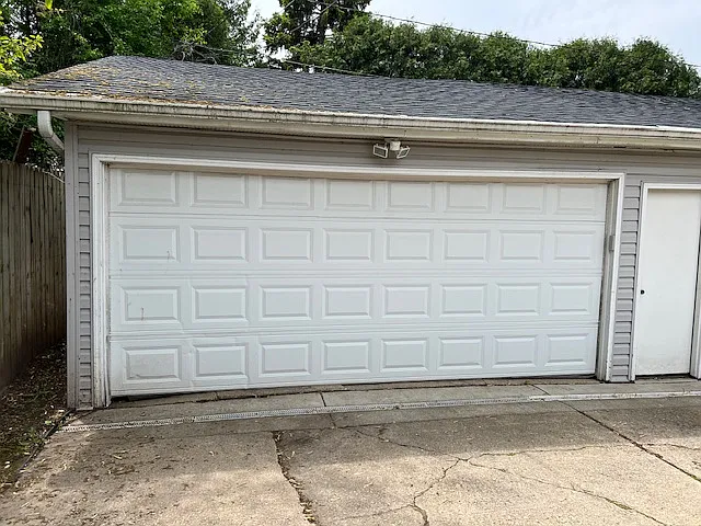 1425 W 2nd Ave — Photo 17