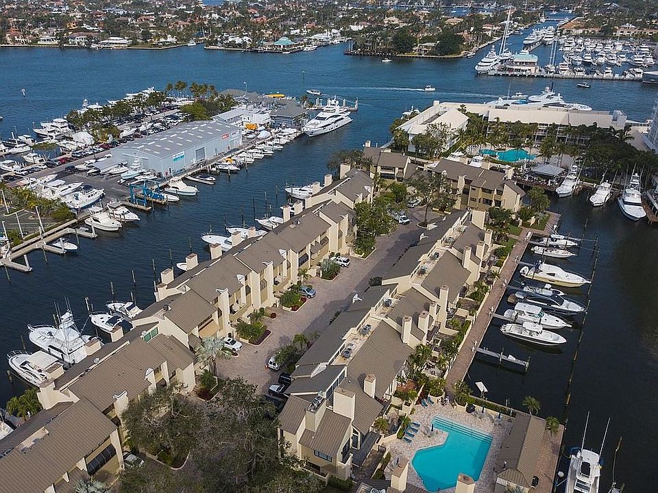 Portside Yacht Club 