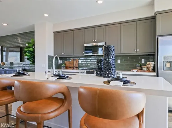 1691 W Lincoln Ave Unit 103, Anaheim, CA 92801