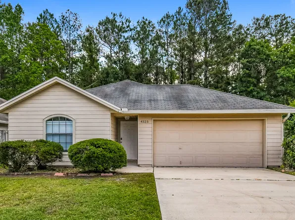 4323 Hanging Moss Dr, Orange Park, FL 32073