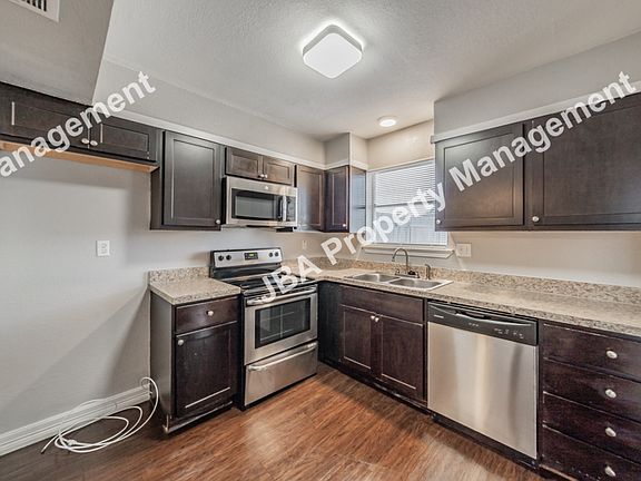 2nd image of 1758 Belshire Ct