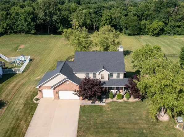 335 Kings Ridge Blvd, O Fallon, IL 62269