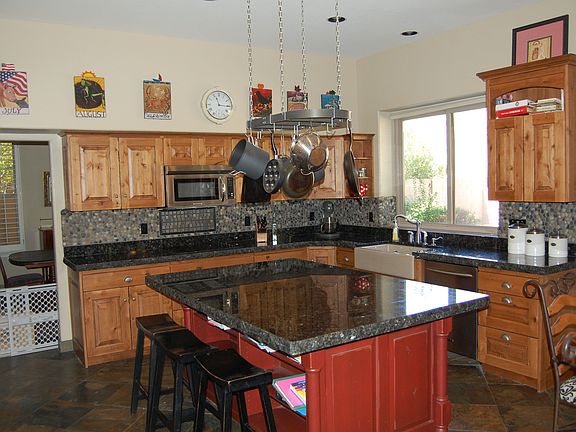 2nd image of 226 W Mountain Sky Ave