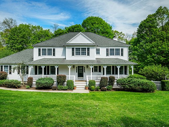 2nd image of 102 Kent Dr