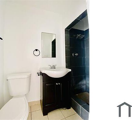 5th image of 3551 S Western Ave #11