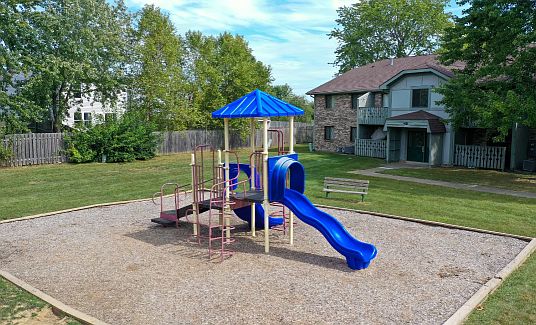 5th image of 1570 Countryside Dr #2B-2Ba-1081Sqft