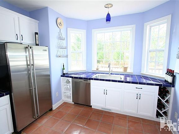 4th image of 7304 Champlain Dr