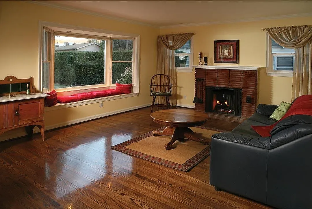 3 bed, 1460 sqft, $5,300 — Photo 2