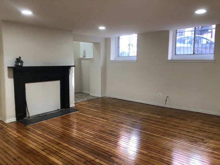 1012 Clinton St #1F — Photo 12