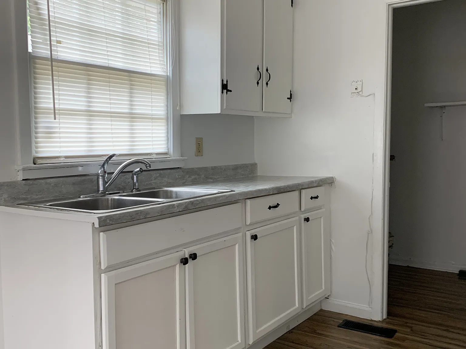 719 English Street - 1 — Photo 4
