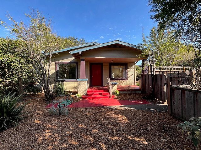 1st image of 1050 7th Ave
