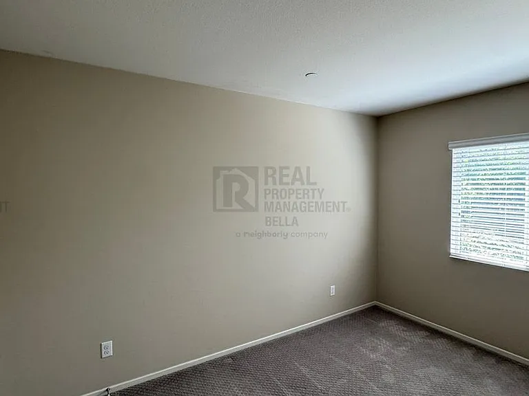 31372 McKenna Ct — Photo 11