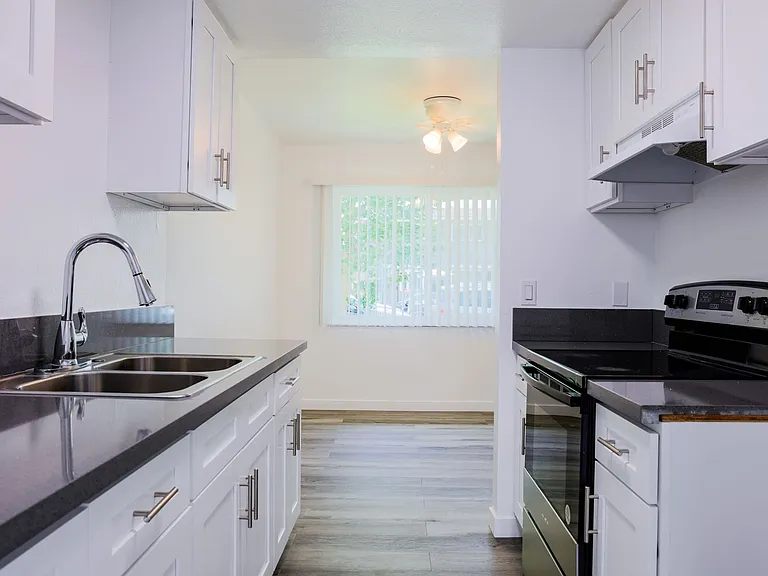2709 S Baker St — Photo 1