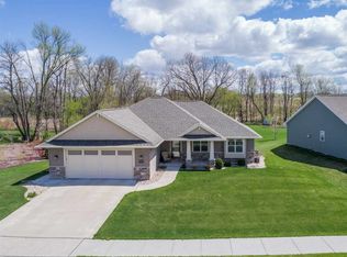 4126 N Orion Ln, Appleton, WI 54913