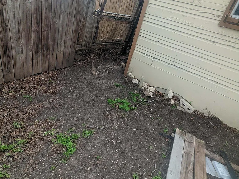 343 Ranmar Ave — Photo 12