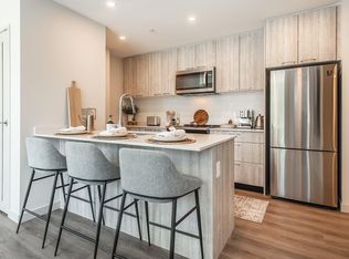 The Beacon at 1400 Quadra, Victoria, BC V8W 0G4