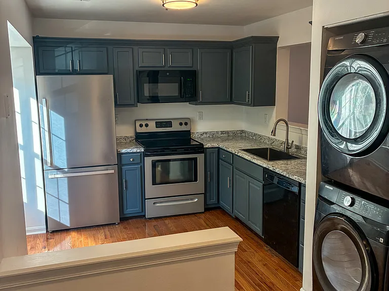 519 Red Coat Pl — Photo 2