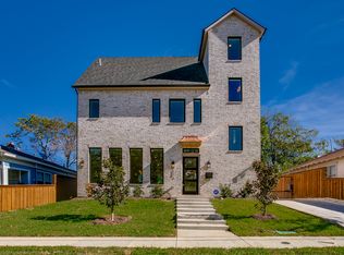 424 N Denver St, Dallas, TX 75203