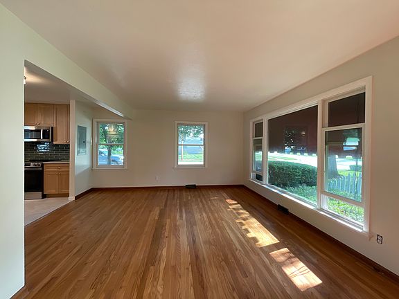 5th image of 613 Huntmere Dr