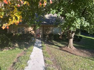 8000 Brown Bark Pl, Raleigh, NC 27615