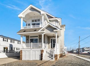 302 84th St, Stone Harbor, NJ 08247