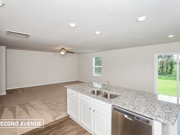 340 Sundew Rd — Photo 5
