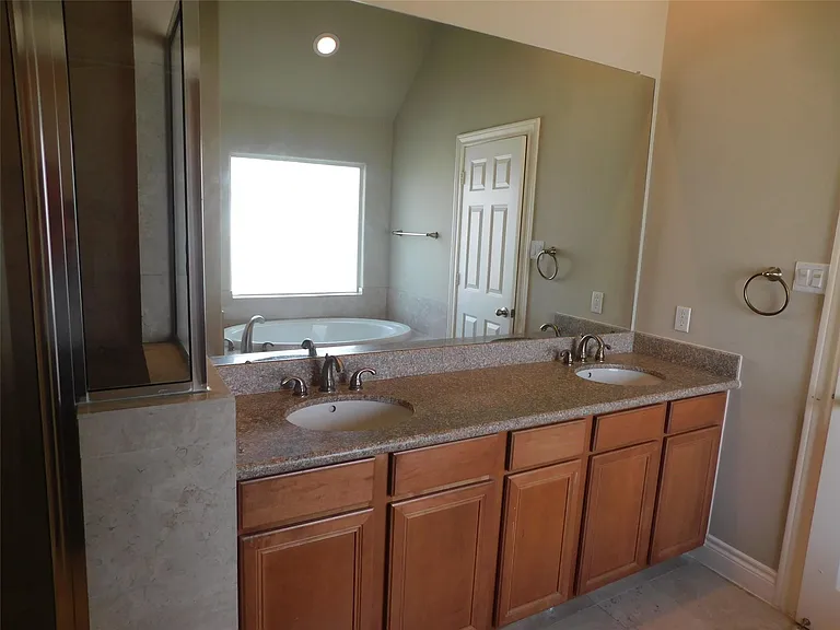 2615 Starboard Point Dr — Photo 24