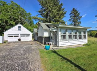 116 Hill Rd, Hoosick Falls, NY 12090