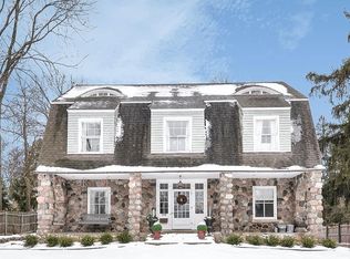 1722 Cambridge Rd, Ann Arbor, MI 48104