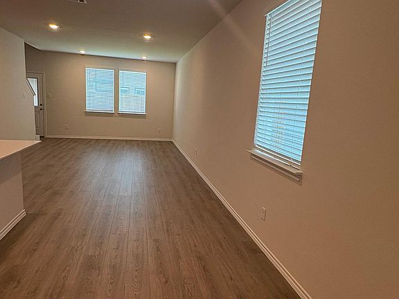 4th image of 219 Tall Cedar Way