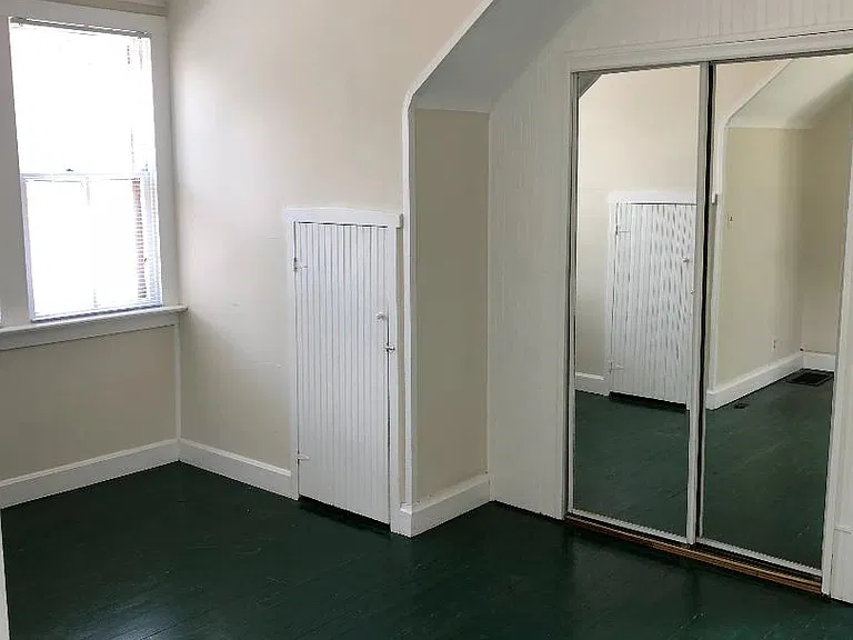 734 Tompkins St — Photo 10