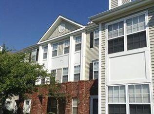 1808 Ridgeview Ct, Parlin, NJ 08859