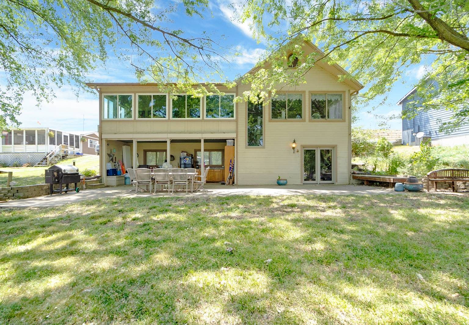 108 Waterside Cir #HS-2, Council Grove, KS 66846 | MLS #11538072 | Zillow