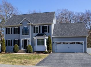 22 Morse St, Foxboro, MA 02035