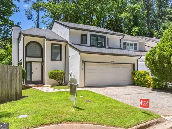 1452 Briaroaks Trl NE, Atlanta, GA 30329