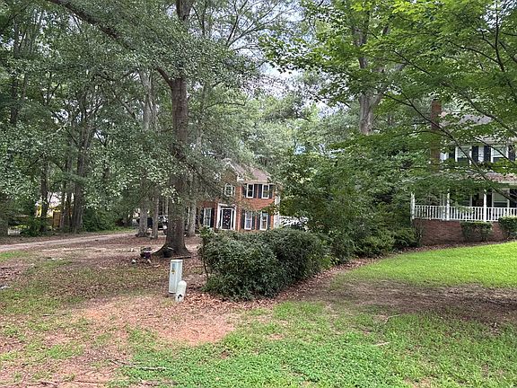 2nd image of 235 Lacey Ln