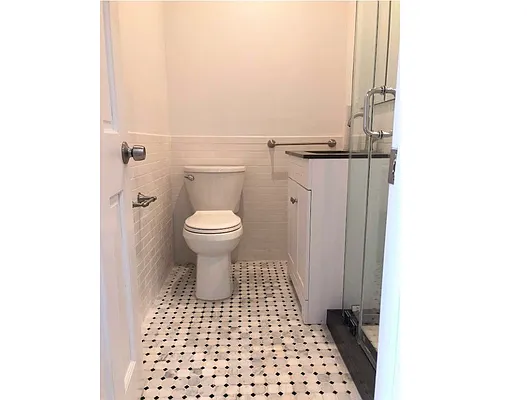 Rented by BELLMARC | media 18