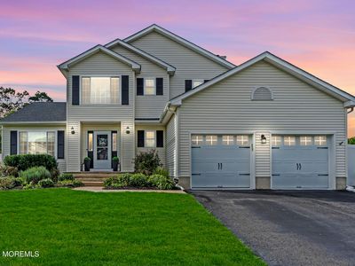 4 Rainbow Drive, Howell, NJ, 07731