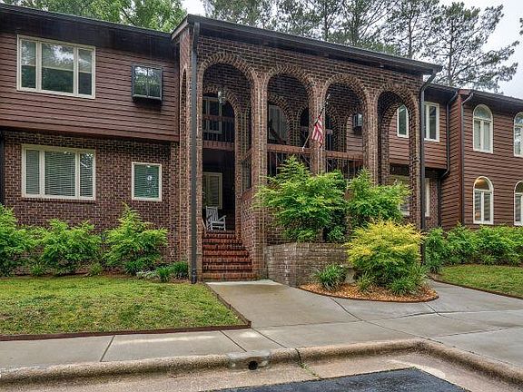 3rd image of 1311 Forest Hills Rd NW Unit D2