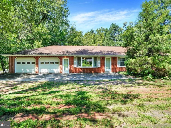 1131 Ridge Rd, Elizabethtown, PA 17022