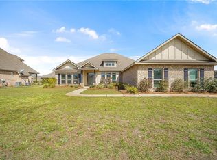 9869 Evanston St, Daphne, AL 36526