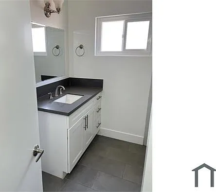 2 bed, 1500 sqft, $3,000 — Photo 4