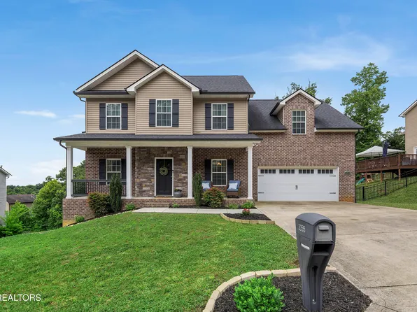 3055 Oakwood Hills Ln, Knoxville, TN 37931