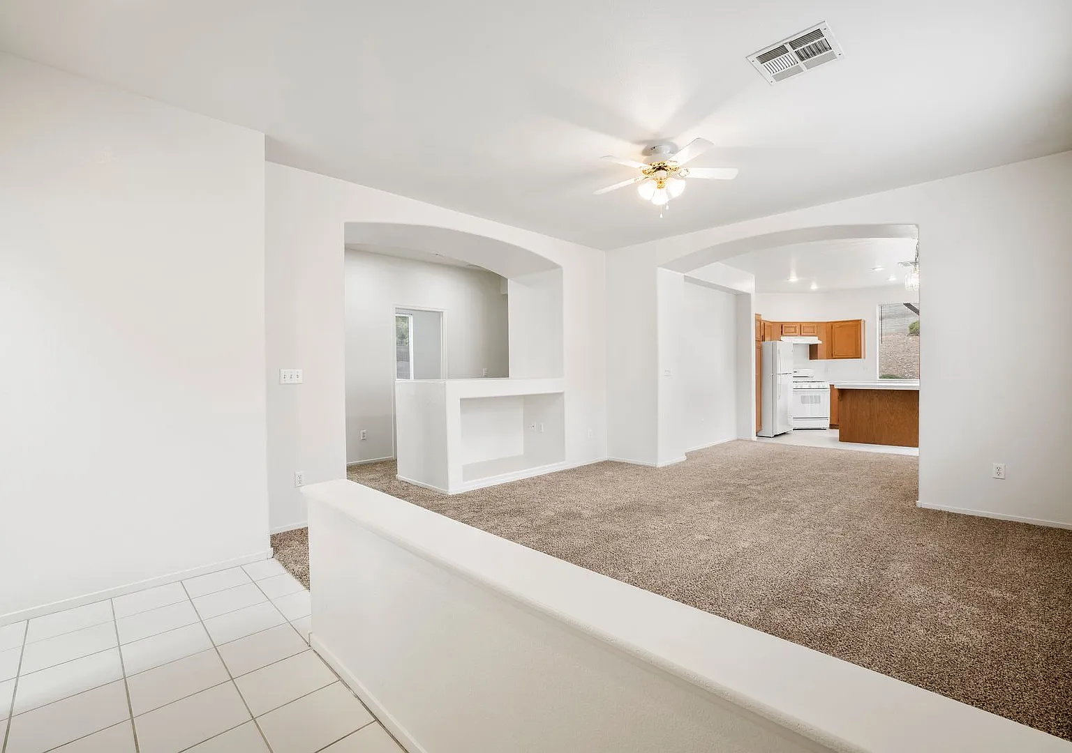 Summerlin single level 3 bd, 2 ba — Photo 2